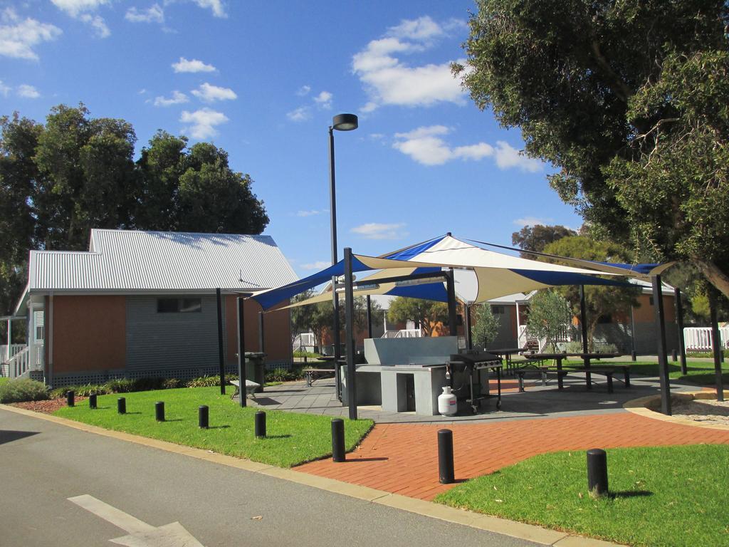 Mandurah Ocean Marina Chalets Exterior foto