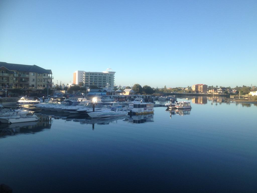 Mandurah Ocean Marina Chalets Exterior foto